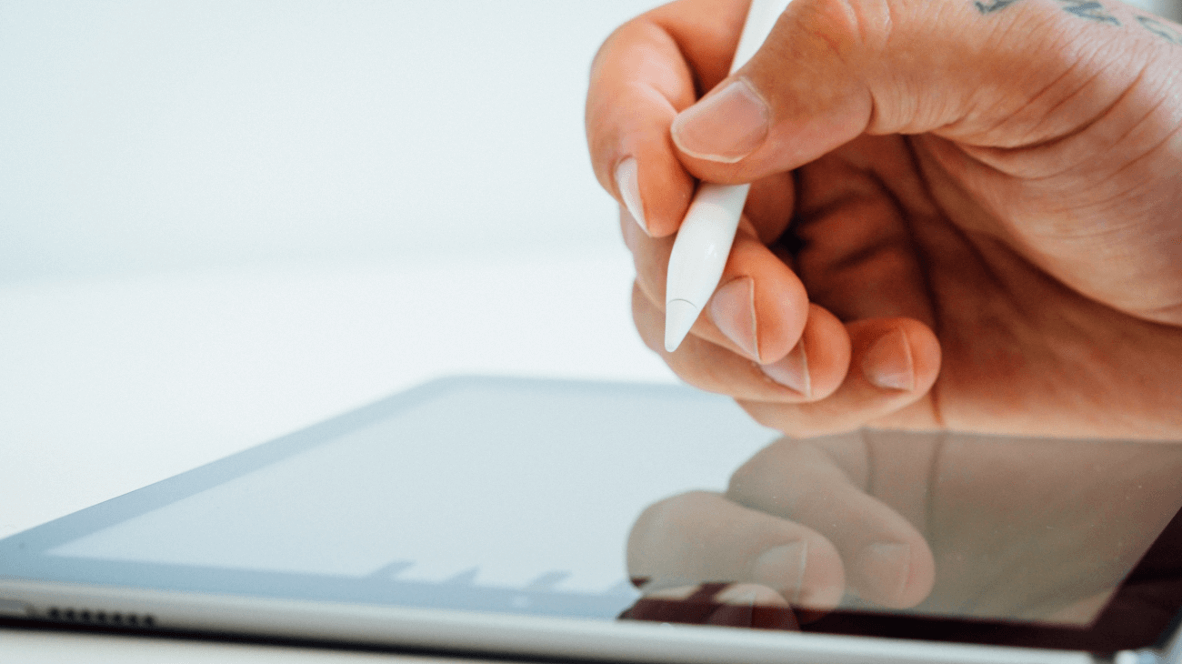 Using ASP.NET and Windows Forms Controls to Create Contemporary Desktop Applications